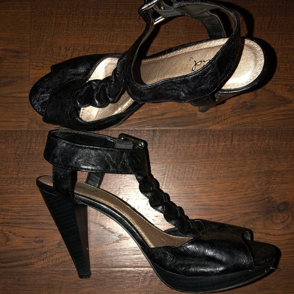 Black heels